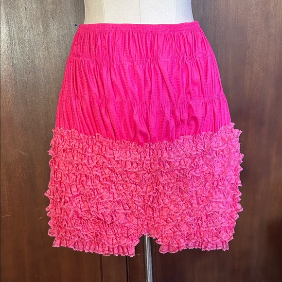 Pink Ruffled Shortie Bloomers XL - Picture 2 of 7